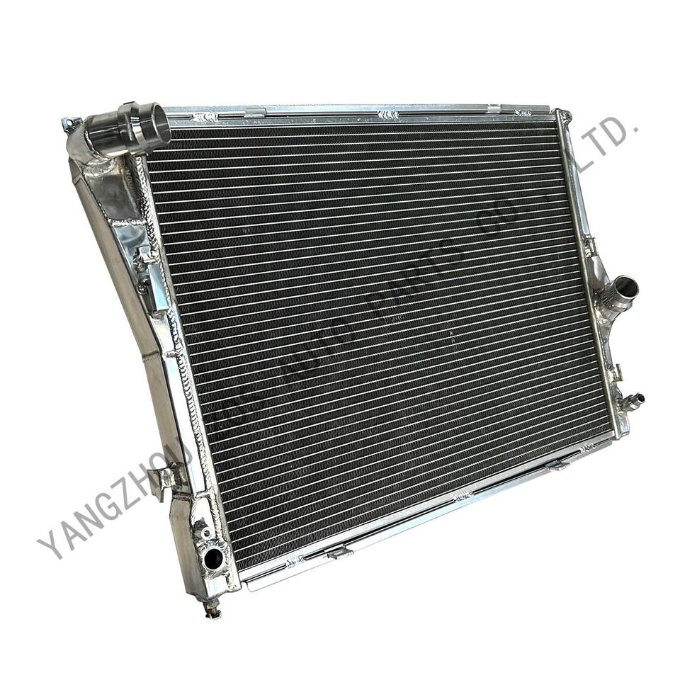 Car Radiator for BMW 1 Series E81 | E82 | E87 | E88 3 Series E90 | E91 | E92 | E93 E84 E89 RADIATOR 2004-2015