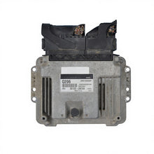 Load image into Gallery viewer, Second Hand High Quality ECU Replacement Part for Car Dismantling K2 K3 K5 Cerato Rio 39120-2B920 MEG17.9.12