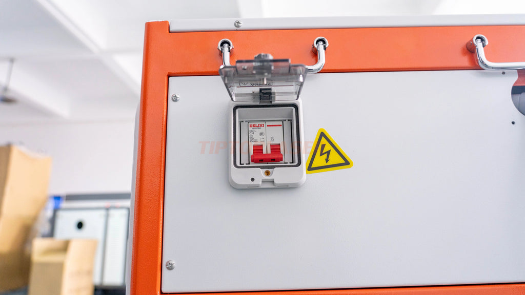 TPC-2000W Continuous Wave Industrial Laser Cleaning Machine – Heavy-Duty Rust, Paint & Oxide Removal System