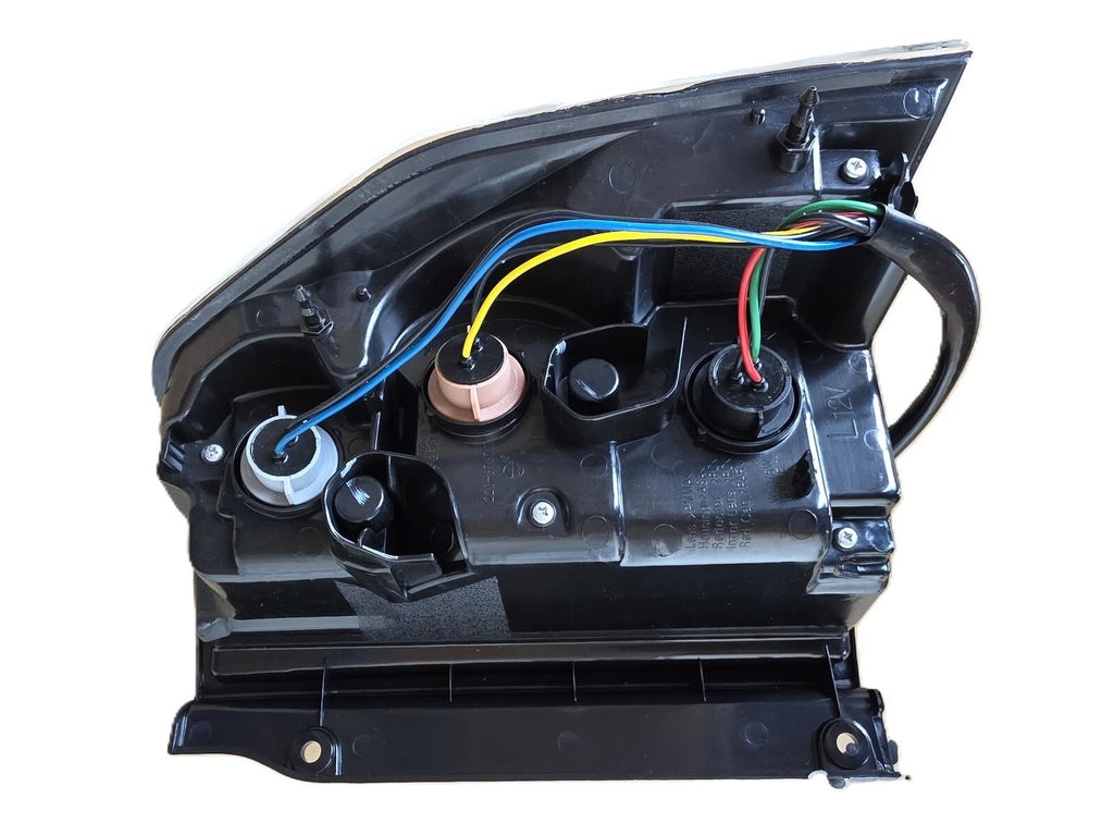 Tail Lamp Left Side for Mitsubishi Pajero NS/NT/NW/NX 06-21 4-Door