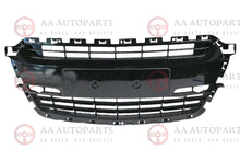Load image into Gallery viewer, Black lower front grille for Holden Commodore VF Series 1 SS SV6 SSV