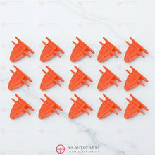 Load image into Gallery viewer, 30PCS Side Sill Skirt Retaining Clips Ford Falcon FG/MKII/FGX XR6 XR8 XR G6E