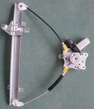 Load image into Gallery viewer, Front Right Window Regulator W/2 Pins Motor for Mitsubishi Outlander ZE/ZF 02-06