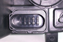 Load image into Gallery viewer, HEAD LIGHT HEADLIGHT LAMP (MANUAL ADJUST) for GREAT WALL V240 2009- 2011 PAIR