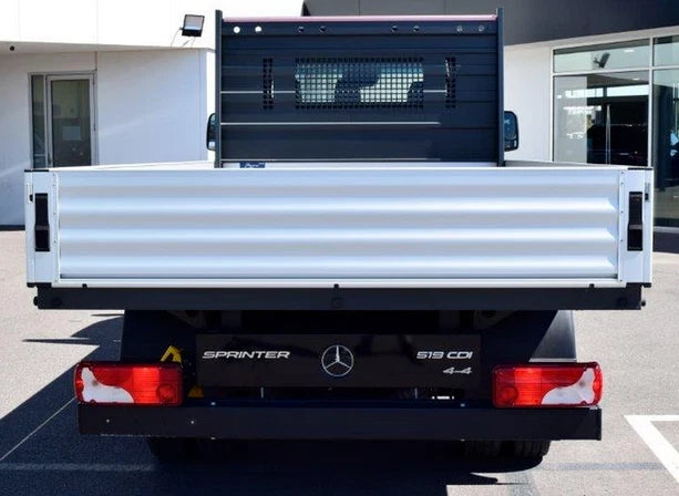 *NEW* TAIL LIGHT REAR LAMP LENS for MERCEDES SPRINTER CAB CHASSIS 2006-2018 LEFT