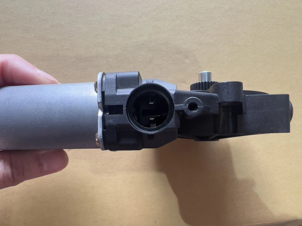 Window Lift Motor 2 Pins for Hyundai iX35 13-15 Rear RH, Santa Fe 05-12 Rear LH