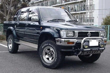 Load image into Gallery viewer, CORNER LIGHT INDICATOR BLINKER LAMP (CHROME) for TOYOTA HILUX 4X4 1991-1997 PAIR