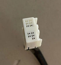 Load image into Gallery viewer, DOOR MIRROR (SINGLE GLASS HEATED FOLDING - WHITE) fit TOYOTA HIACE 2019 - RIGHT