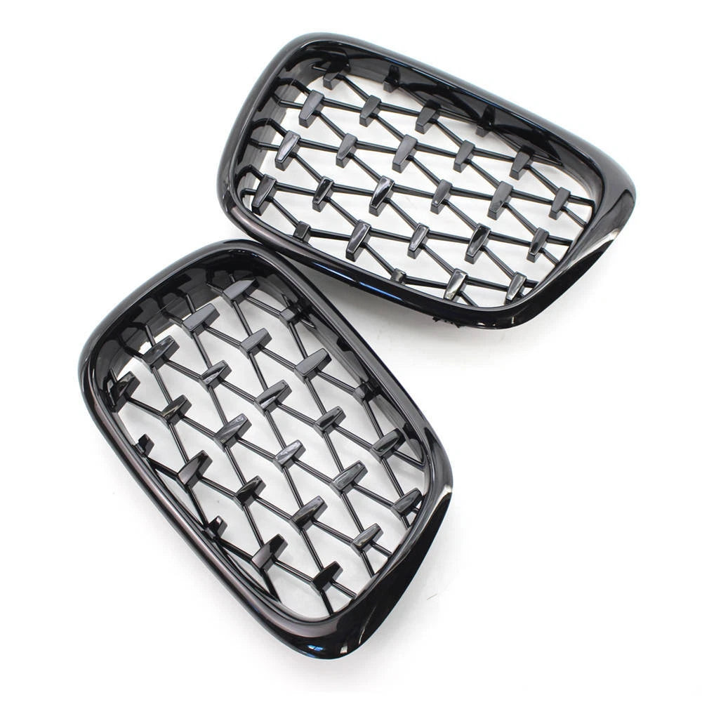 Pair Gloss Black Diamond Style Front Kidney Grille fits BMW E39 5 Series 99-03 S