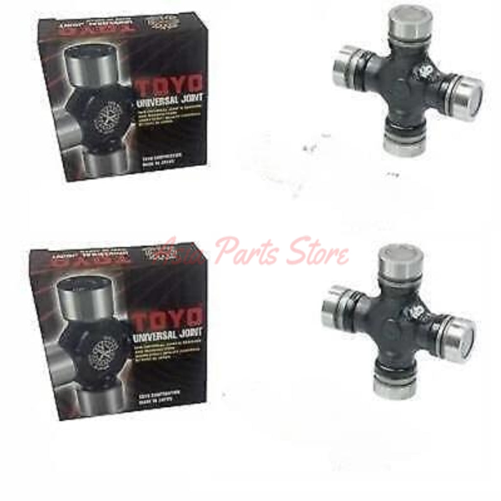 Rear universal joint kit for Nissan Navara D40 and Pathfinder R51 2.5L 4WD