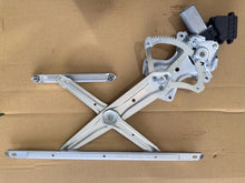 Load image into Gallery viewer, Front Right Window Regulator W/10 Pins Motor for Toyota Aurion Camry V50 11-17