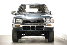 Load image into Gallery viewer, *NEW* FRONT GRILLE + HEADLIGHT RIM (CHROME) FIT TOYOTA HILUX LN106 4WD 1988-1991