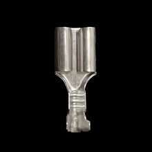 Load image into Gallery viewer, Automotive 2-way plug socket / T-shape plug