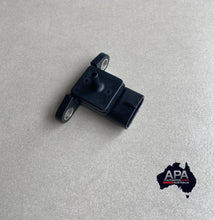 Load image into Gallery viewer, GENUINE Toyota LandCruiser HDJ78 HDJ79 HDJ100 1HD FTE Boost Pressure MAP Sensor