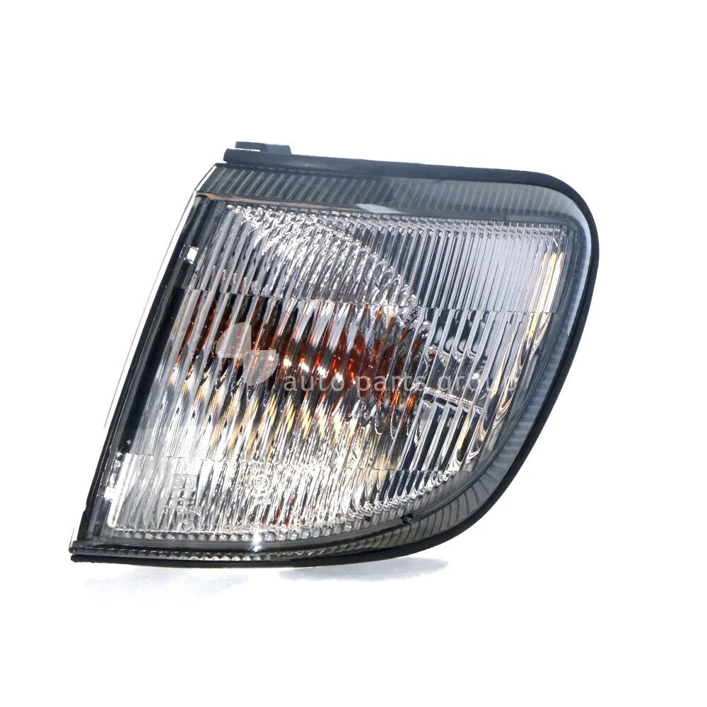 *NEW* CORNER LIGHT INDICATOR LAMP (GENUINE) for SUBARU FORESTER 1997-1/2000 LEFT