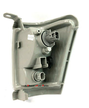 Load image into Gallery viewer, *NEW* INDICATOR CORNER LIGHT LAMP (GREY) SUIT TOYOTA HILUX 4WD 1997 - 2001 RIGHT