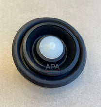 Load image into Gallery viewer, GENUINE Toyota LandCruiser 70 80 100 Series Brake Master Cylinder Reservoir Cap