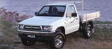 Load image into Gallery viewer, *NEW* FRONT BAR &amp; GRILLE (CHROME) SUIT TOYOTA HILUX 2WD RN/LN140/147 1997- 2001