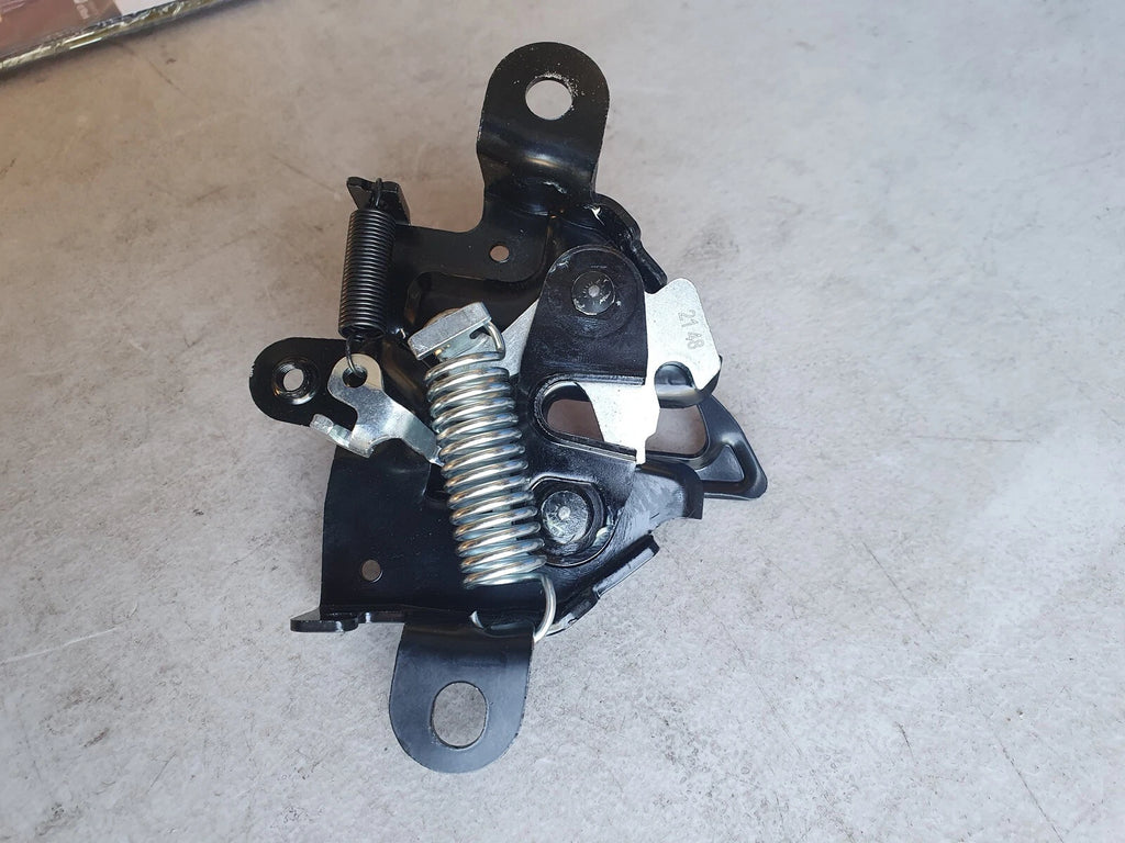 RHD Bonnet Hood Lock Latch for Toyota HiAce 2005-2019 5351026060