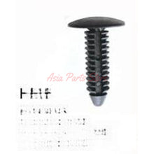 Load image into Gallery viewer, Set of 20 black nylon 6mm mud flap and inner guard clips for Ford Falcon BA BF FG