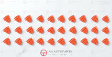 Load image into Gallery viewer, 30PCS Side Sill Skirt Retaining Clips Ford Falcon FG/MKII/FGX XR6 XR8 XR G6E