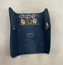 Load image into Gallery viewer, GENUINE Toyota LandCruiser 40 50 60 70 80 90 100 Series Retro Key Case Cover