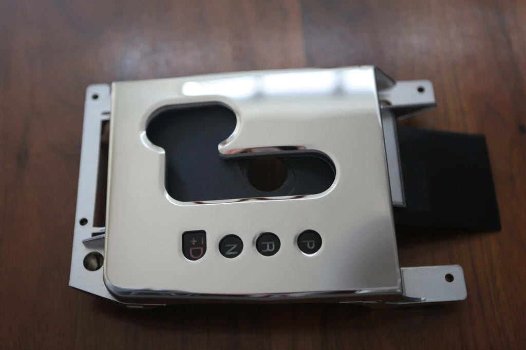 BA BF FALCON XR6/TURBO/XR8/XT/FUTURA CHROME GEAR KNOB LEVER SURROUND PANEL PLATE