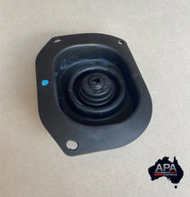 Load image into Gallery viewer, GENUINE Toyota LandCruiser 105 Series HZJ105 Gear Lever Shifter Rubber Boot