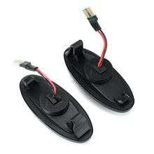 Load image into Gallery viewer, 2x Dynamic Side Light Turn Signal Indicator For Nissan Navara D22 NP300 Frontier