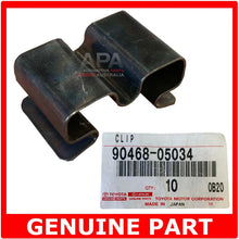 Load image into Gallery viewer, GENUINE Toyota LandCruiser 70 80 Series 1HZ 1HD Hilux 1KZ Timing Belt Cover Clip