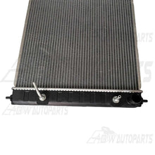 Load image into Gallery viewer, PREMIUM RADIATOR FITS 2009-ON NISSAN MURANO Z51 3.5L V6 PETROL AT/ MT 26MM