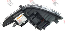 Load image into Gallery viewer, *NEW* HEAD LIGHT LAMP (XENON DRL) for LDV G10 PASSENGER PEOPLE MOVER 2015- RIGHT