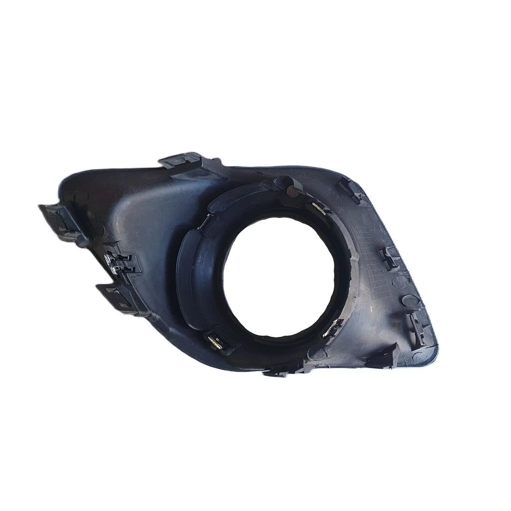 Aftermarket - Chrome Front Bar Grille With Fog Light Mount Right Side for Mitsub