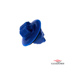 Load image into Gallery viewer, 10pcs Trim Body Mould Flare Clip For Toyota RAV4 Hilux KLUGER Prado 75495-35010