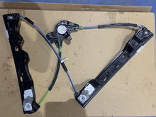 Load image into Gallery viewer, Front Right Electric Window Regulator Without Motor for Ford Focus LW/LZ 11-18