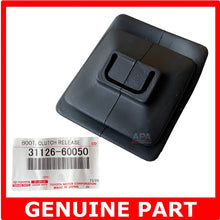 Load image into Gallery viewer, GENUINE Toyota LandCruiser HZJ78 HZJ79 HZJ80 HDJ80 Gearbox Clutch Fork Boot