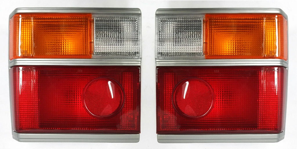 *NEW* TAIL LIGHT BACK LAMP SUIT TOYOTA COASTER BUS 20/30 SERIES 1982- 1993 PAIR