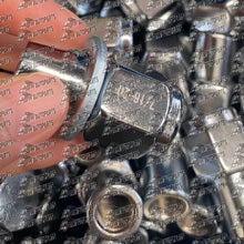 Load image into Gallery viewer, 7/16" Chrome Mag Wheel Nuts with Washers for Holden HR HK HT HG HQ HZ WB, 20pc