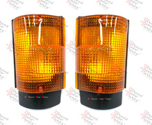 Load image into Gallery viewer, CORNER LIGHT INDICATOR BLINKER LAMP for MITSUBISHI CANTER FE 3/4 1986 -1995 PAIR