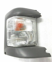 Load image into Gallery viewer, *NEW* CORNER INDICATOR LIGHT LAMP for FORD ECONOVAN MWB &amp; LWB 1999-2006 RIGHT RH