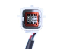 Load image into Gallery viewer, Reverse Camera OE 6 Pin Connector for Holden Colorado RG 16-20